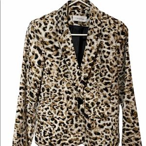 Women’s single button blazer
